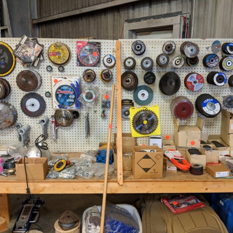saw-blades-grind-wheels